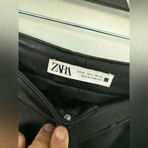 Zara Faux Leather Straight Leg Black Pants size 2 - Picture 2 of 4